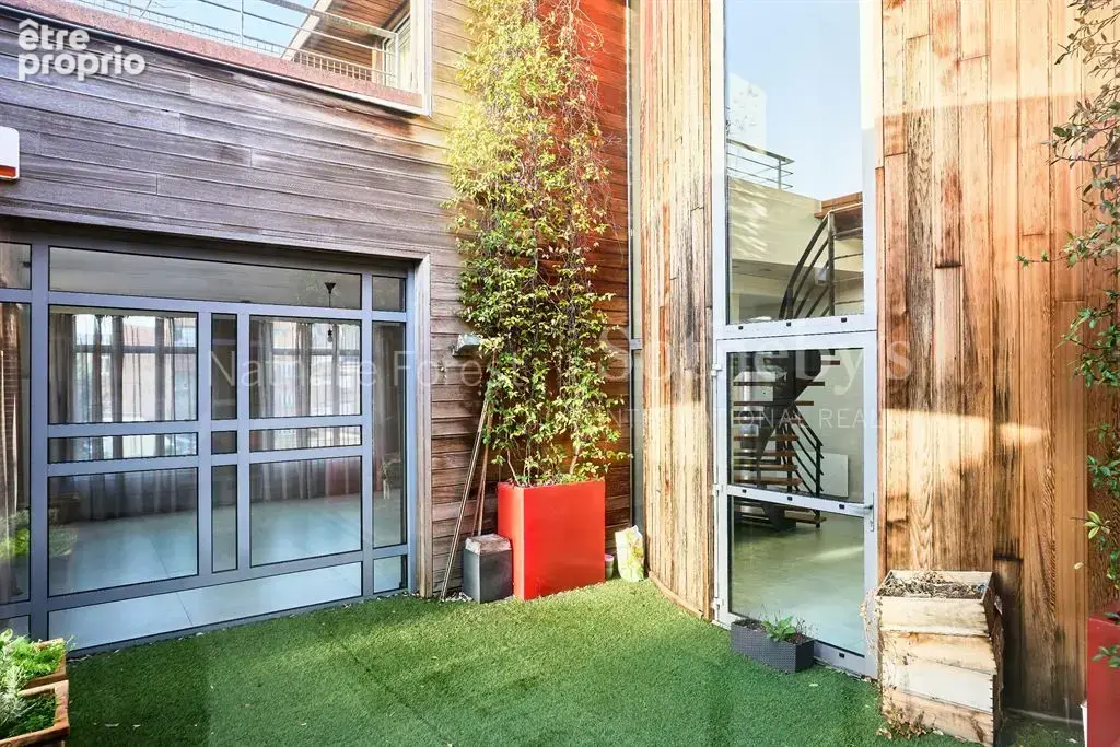 Vieux Lille , splendide Penthouse type 5 de 320 m2 , 3 terrasses , garage. - photo 6