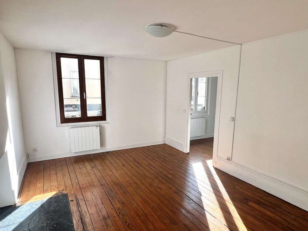 Appartement à HOUDAN