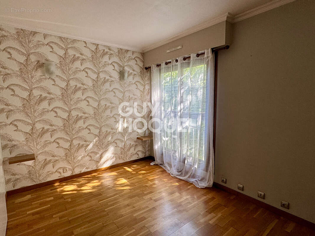 Appartement à ATHIS-MONS