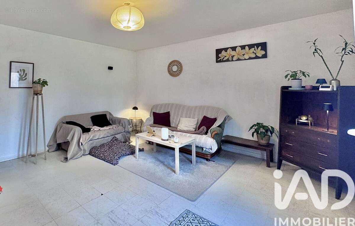 Photo 2 - Appartement à AUXERRE