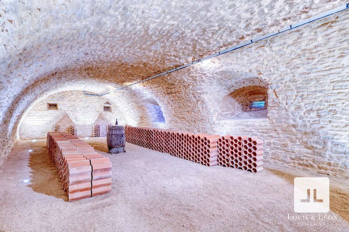 Maison à LACENAS