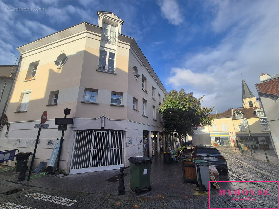 Appartement à BAGNEUX