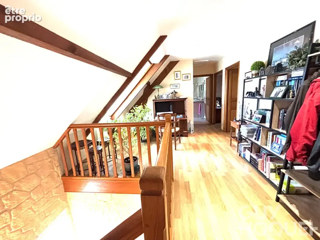 Belle maison familiale de 200m2 avec 5 chambres et double garage - photo 16