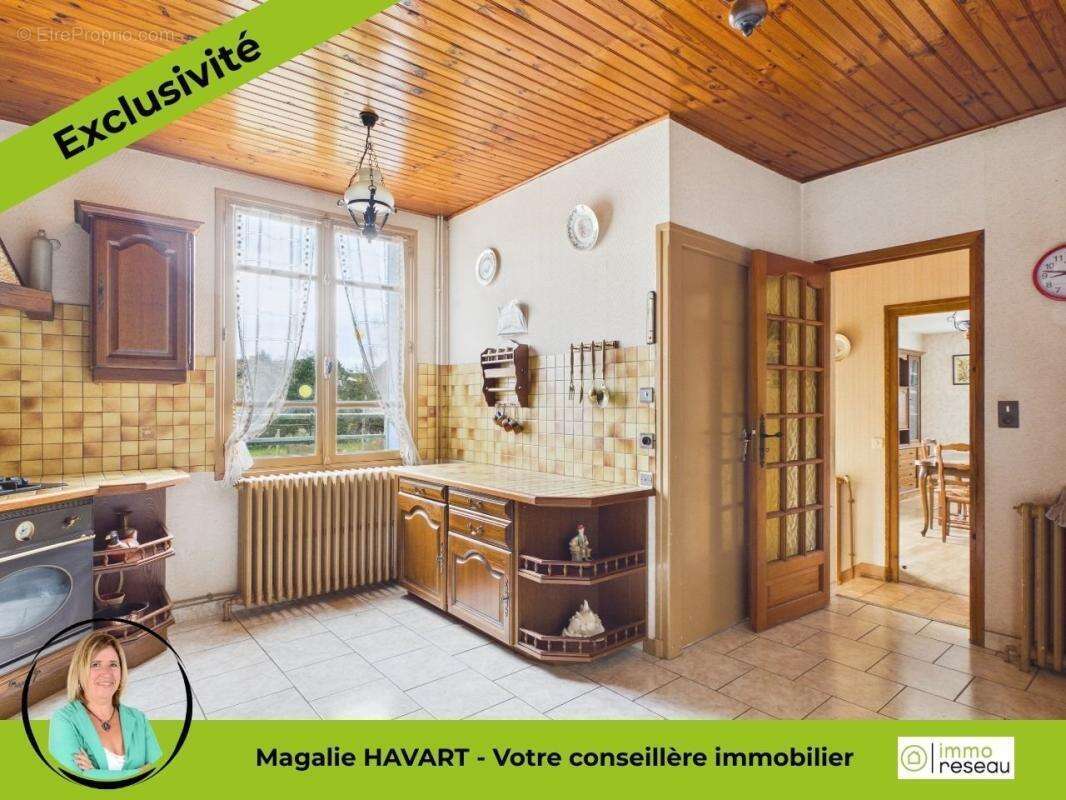 Maison à THENAY