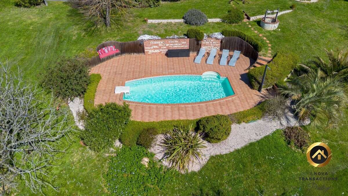 Maison à MONTESQUIEU-VOLVESTRE