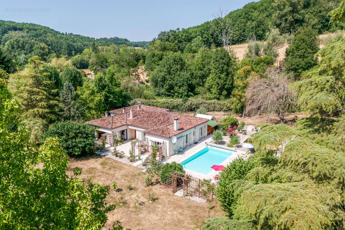 Maison de campagne, garage, piscine, terrain. - photo 60