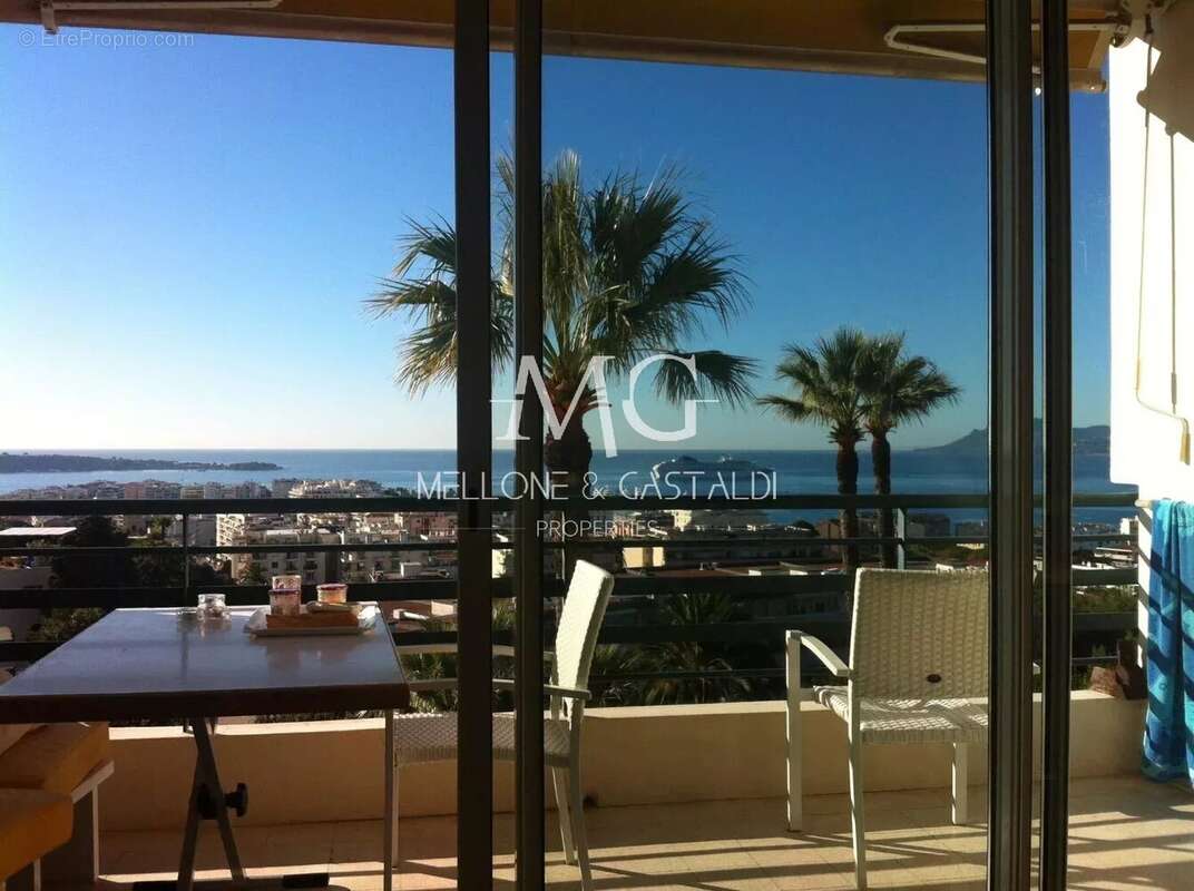 Appartement à CANNES