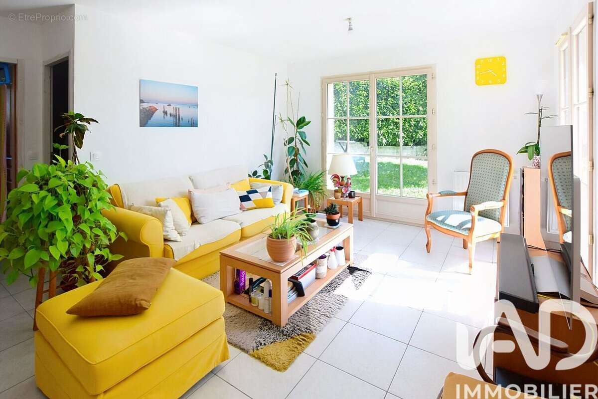 Photo 3 - Maison à CRECY-LA-CHAPELLE