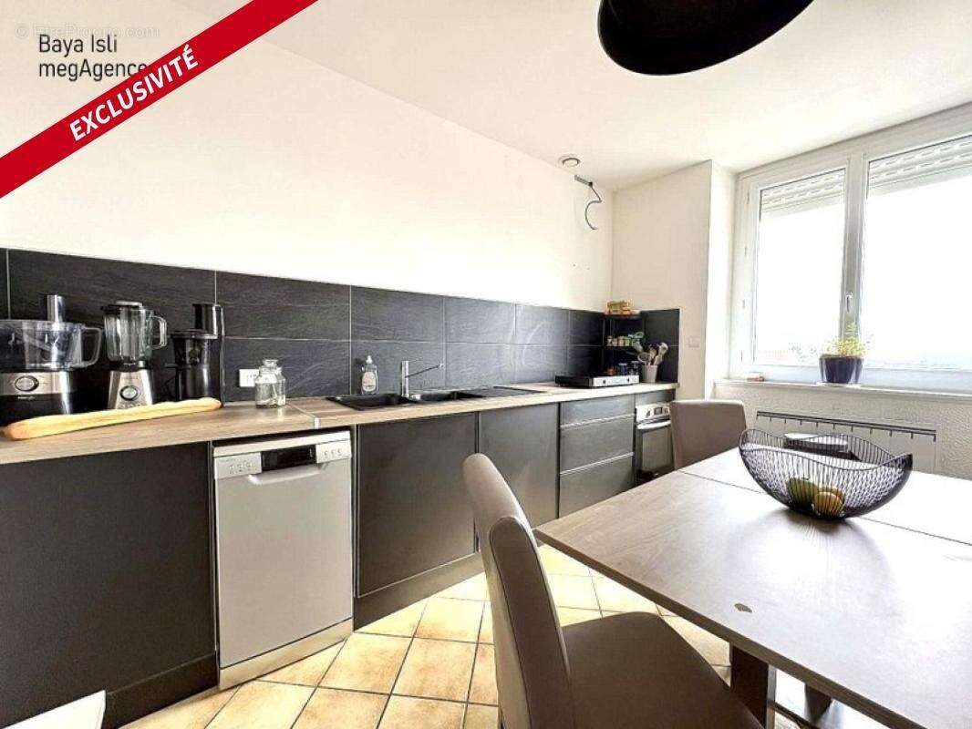 Appartement à SAINTE-SIGOLENE