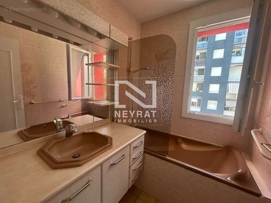 Appartement 84 m² à Digoin  - photo 7