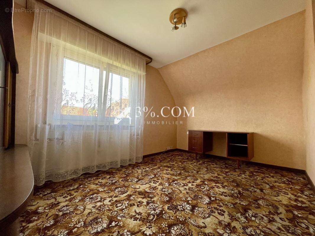 Maison à NEUWILLER-LES-SAVERNE