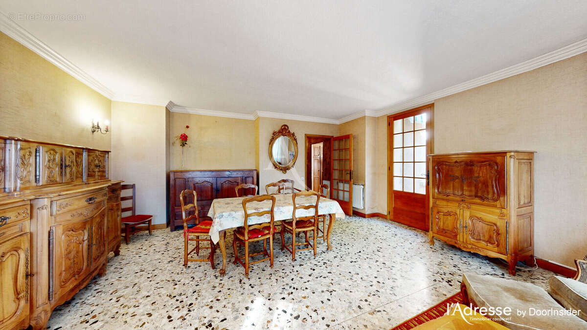 Maison à LEZIGNAN-CORBIERES