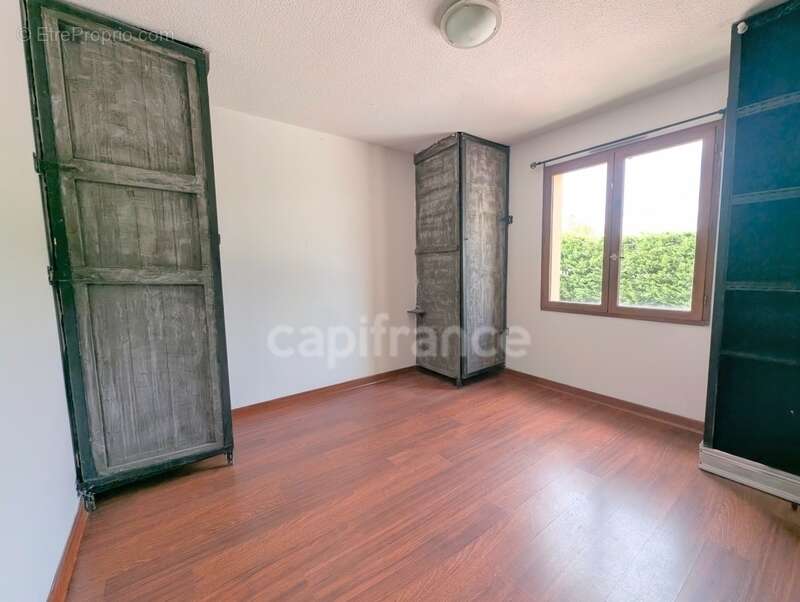 Maison à vendre 4 pièces AMBARES ET LAGRAVE (33) - photo 15