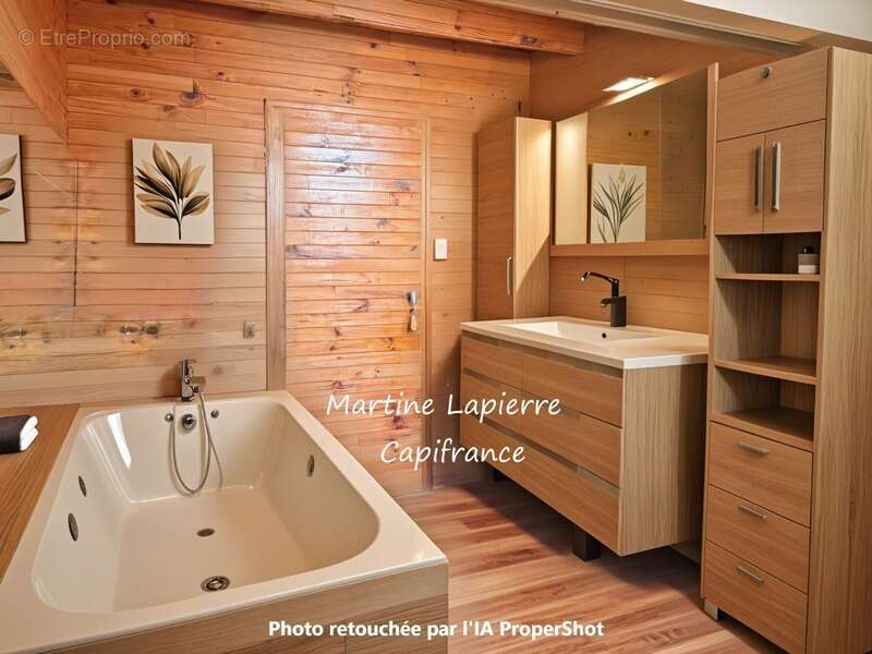 Maison à SAINT-JUST-LA-PENDUE