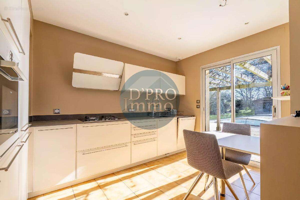 Maison à BASSE-GOULAINE