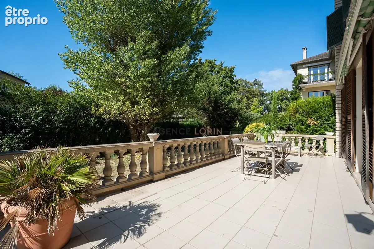 Maison Le Vésinet 177 m²  9 Pièces - photo 18