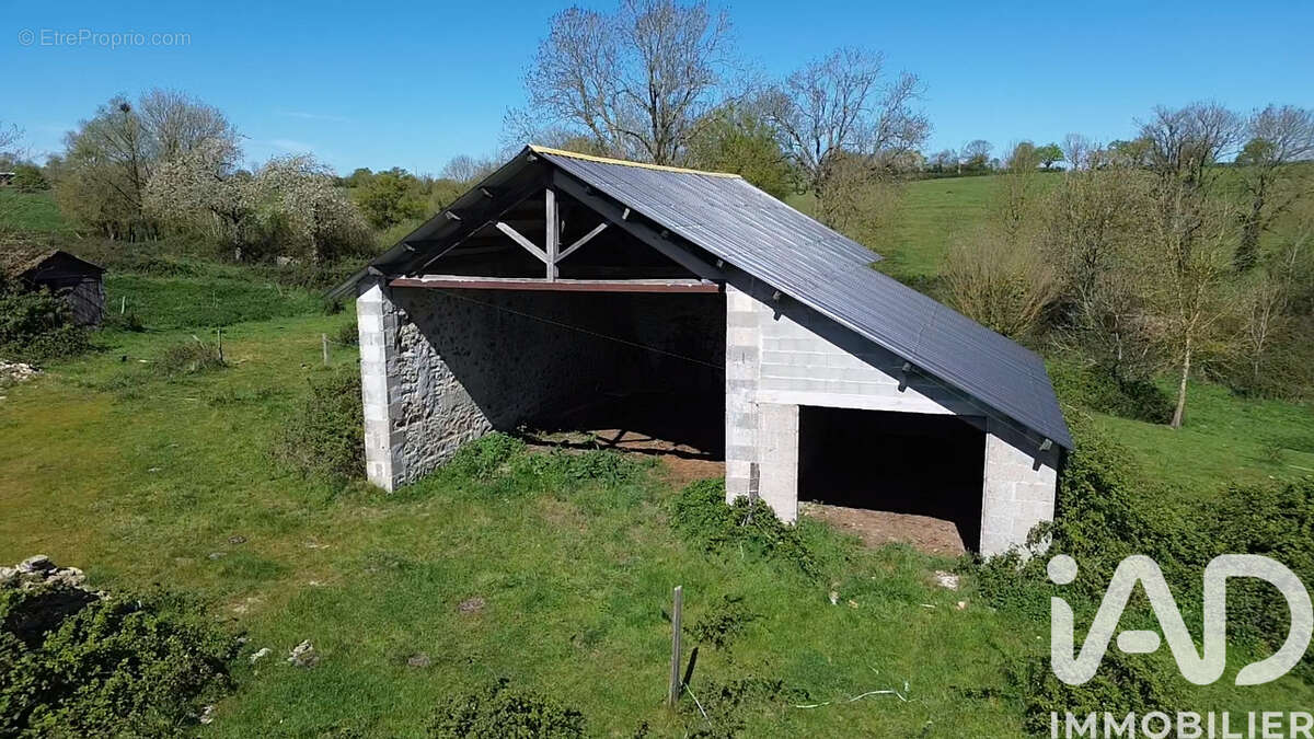 Photo 6 - Maison à LA PEYRATTE