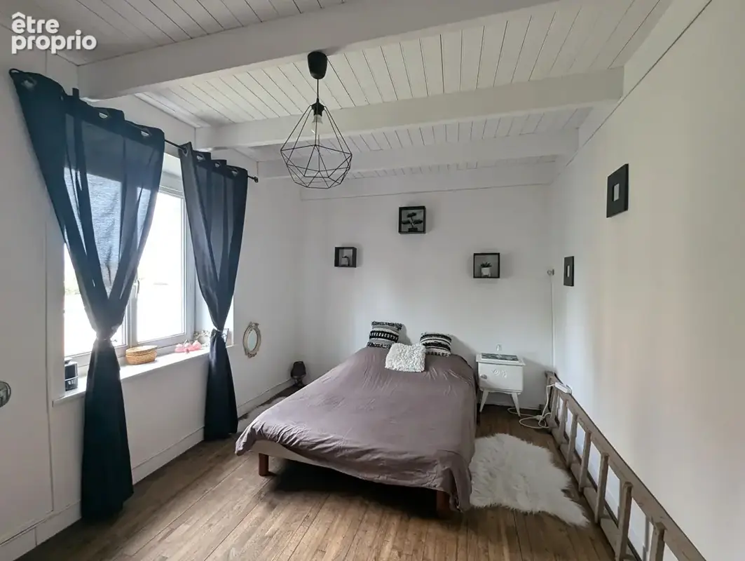 Maison en pierre à vendre à Saint-Broladre - 3 chambres et terrain de 463 m² - photo 7
