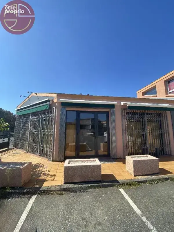 Local commercial - photo 5