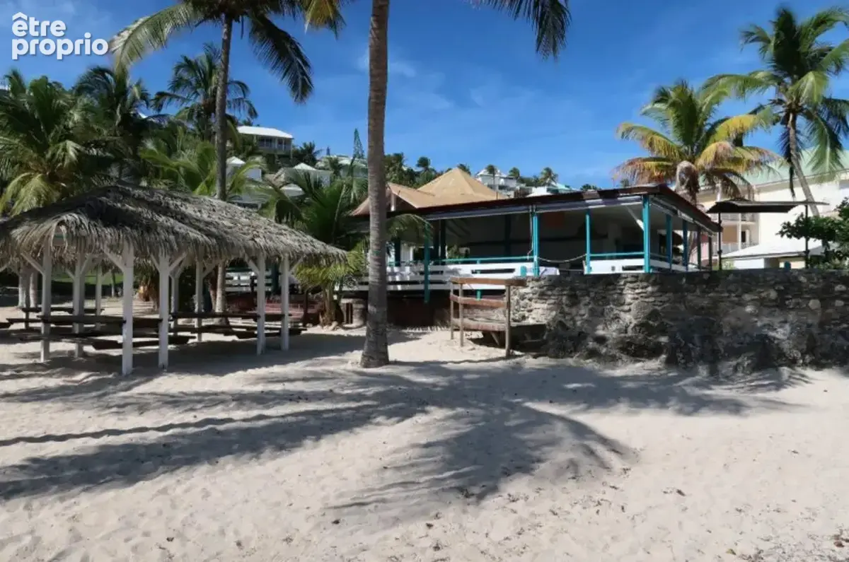 Saint francois (971) anse des rochers studio/t1 b meuble dans residence avec piscine a 2 pas des plages - photo 2