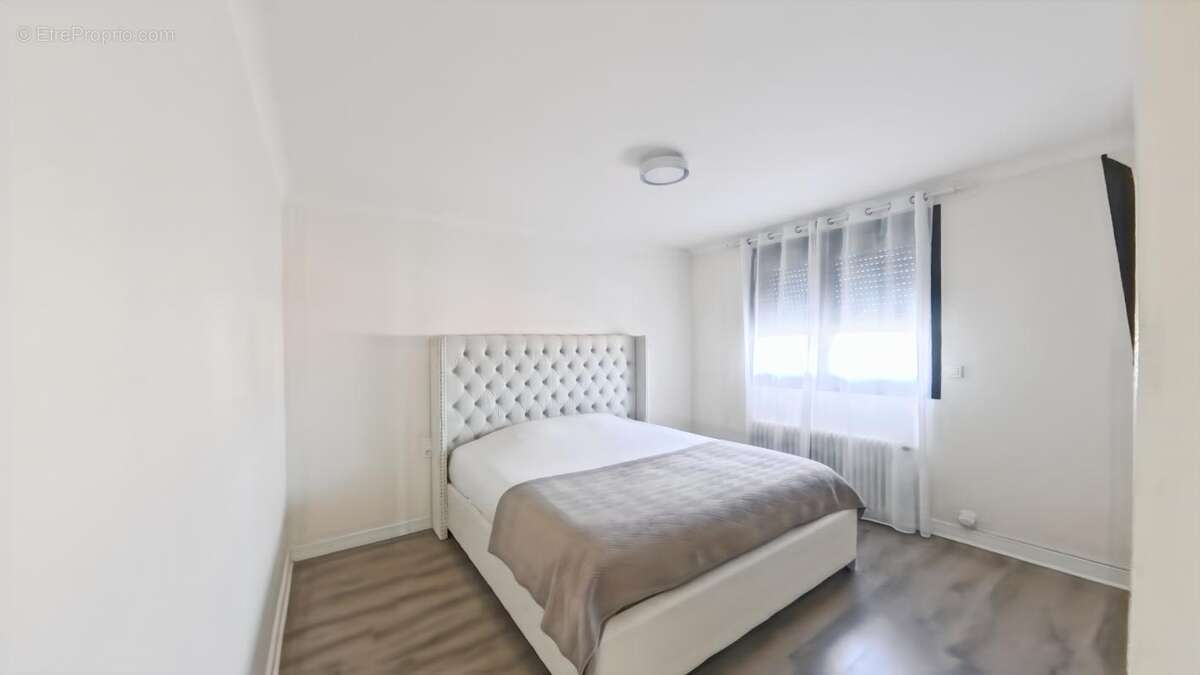 Maison à VILLENEUVE-SUR-LOT