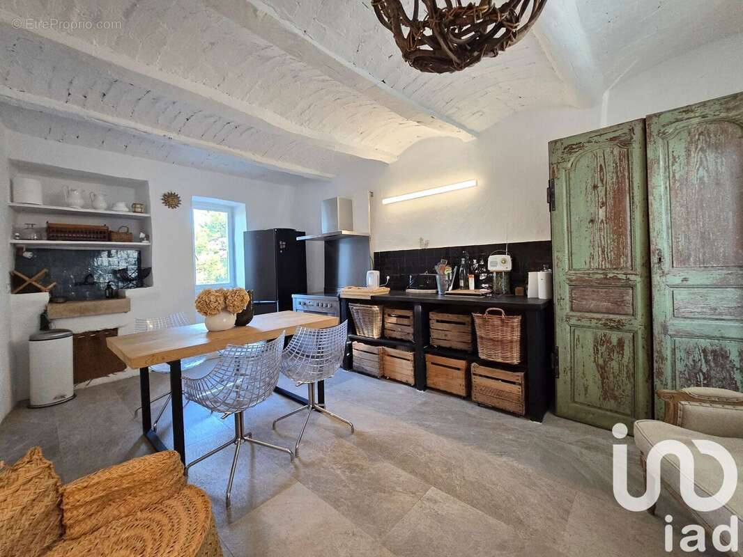 Maison 133 m² à Cornillon  - photo 8