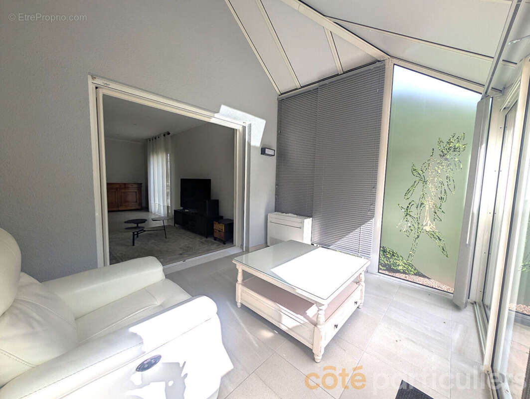 Maison à LUC-LA-PRIMAUBE