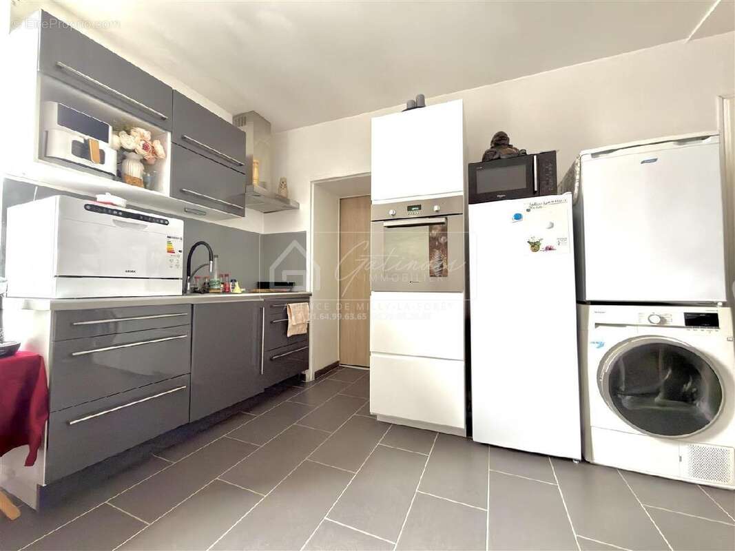 Appartement 32 m² à Milly-La-Foret  - photo 4