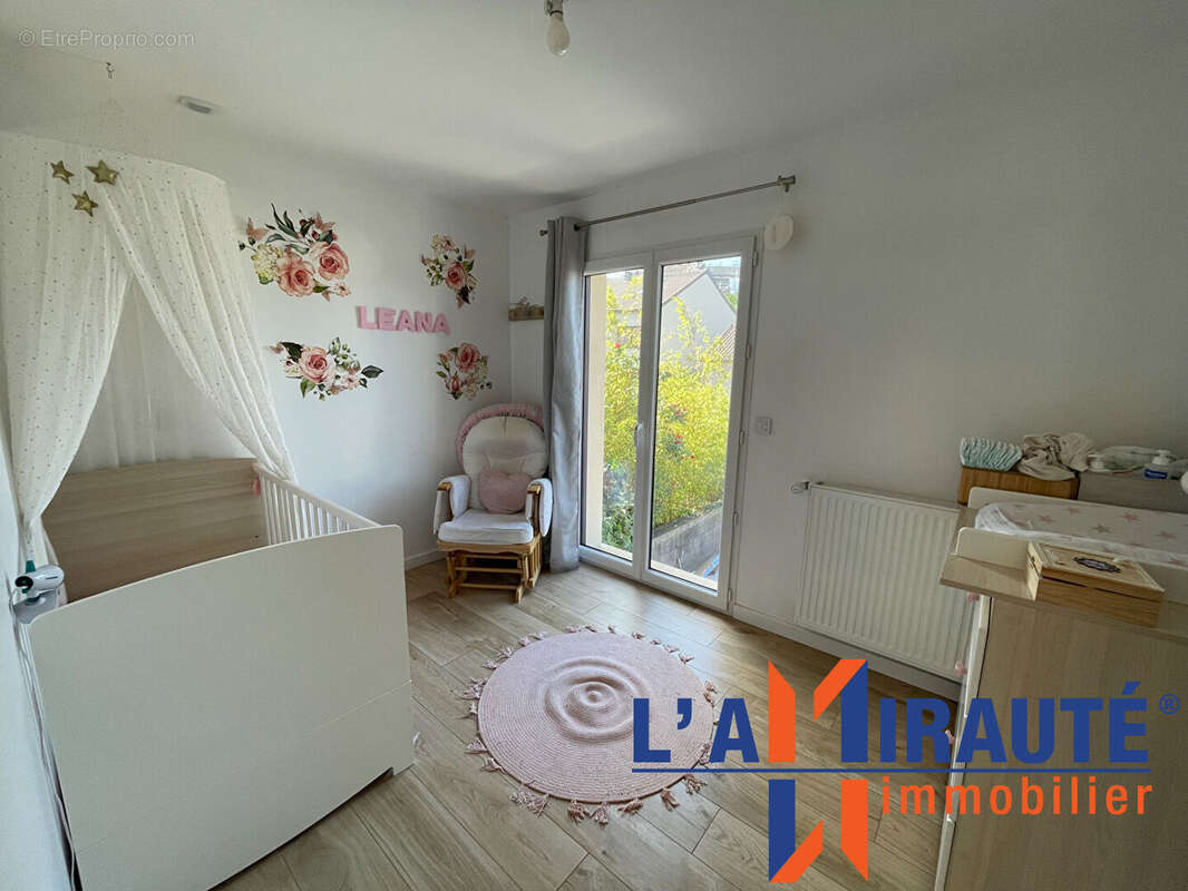 Maison à SARTROUVILLE