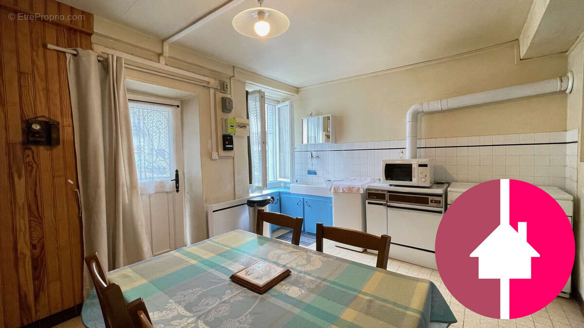 Maison à FERRIERES-EN-BRIE