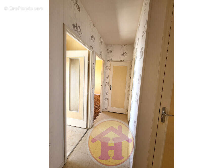 Appartement à SAINT-JUNIEN