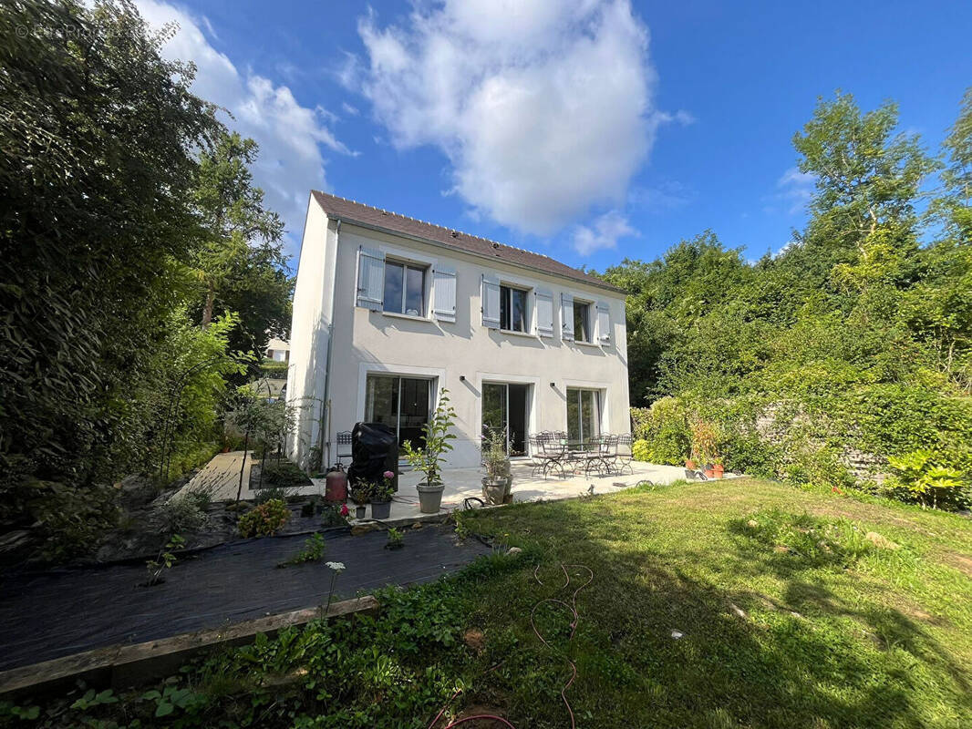 Maison à GRISY-LES-PLATRES