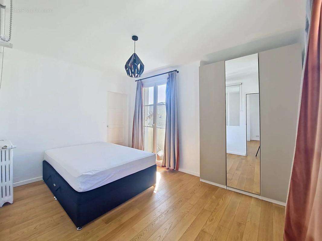Appartement à ASNIERES-SUR-SEINE