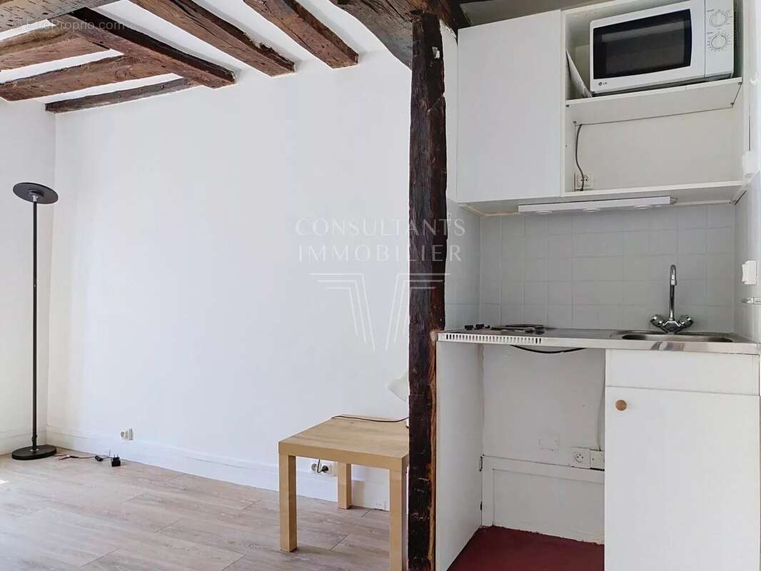 Appartement à PARIS-7E