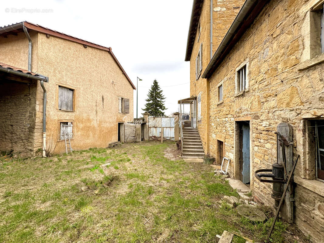 Maison à LISSIEU