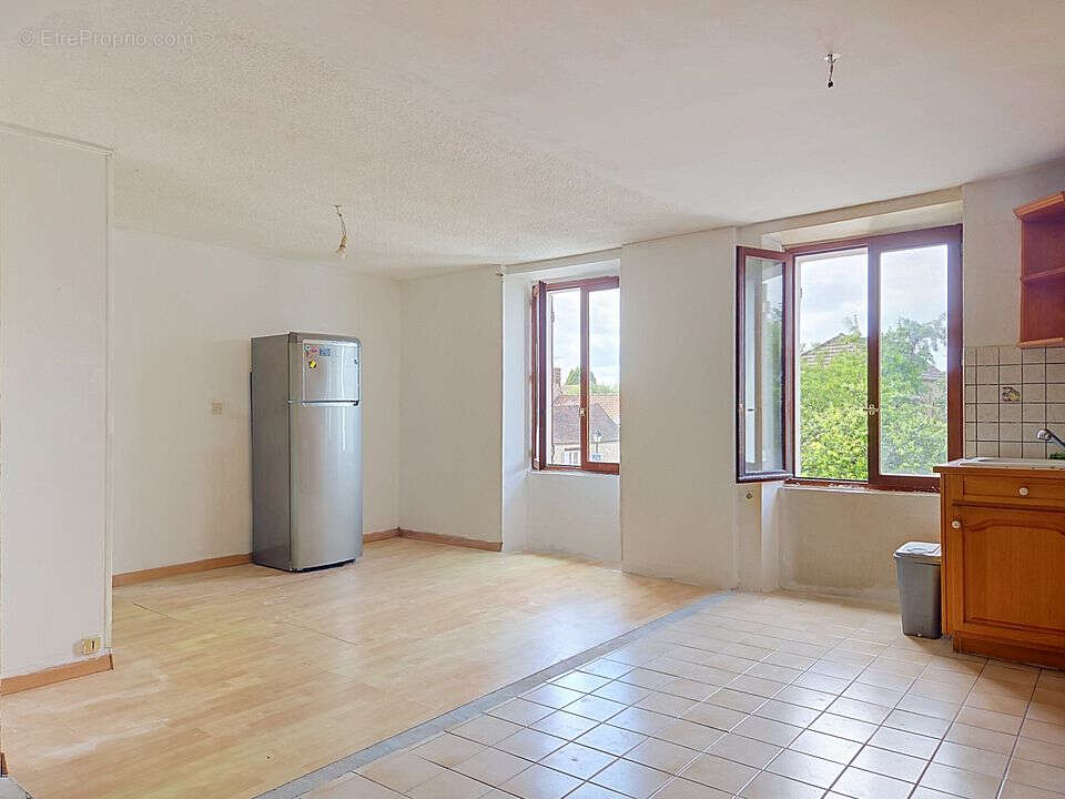 Maison Fontenay Le Vicomte 5 pièce(s) 87 m2 - photo 2
