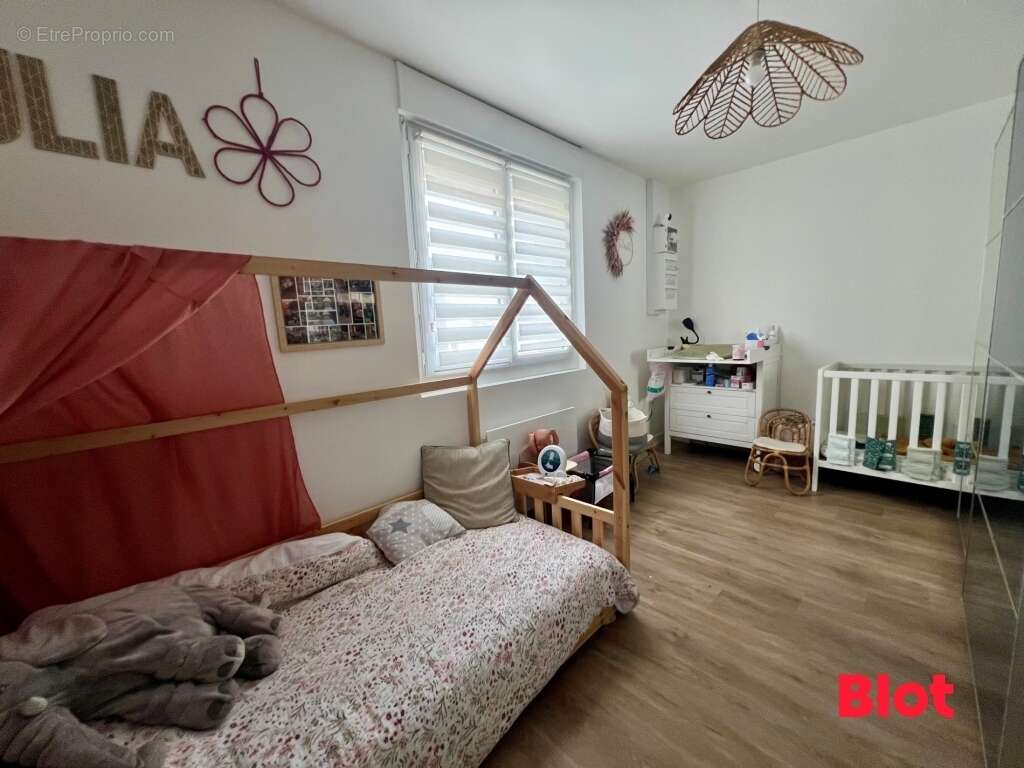 Appartement à MONTAUBAN-DE-BRETAGNE