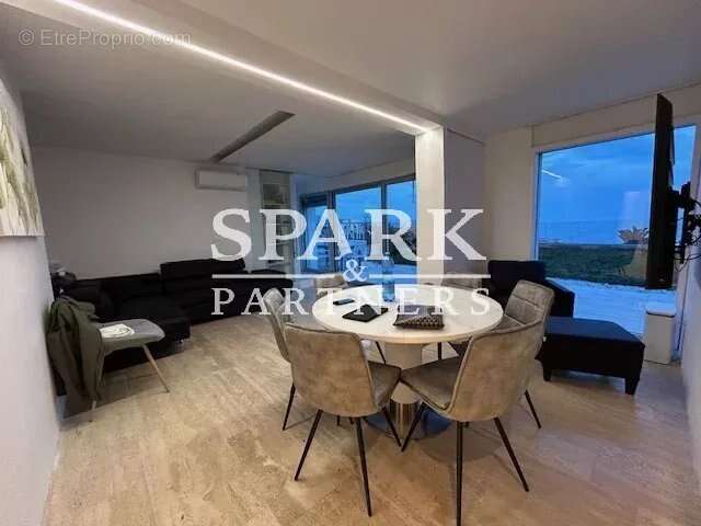 Appartement à CAP-D'AIL