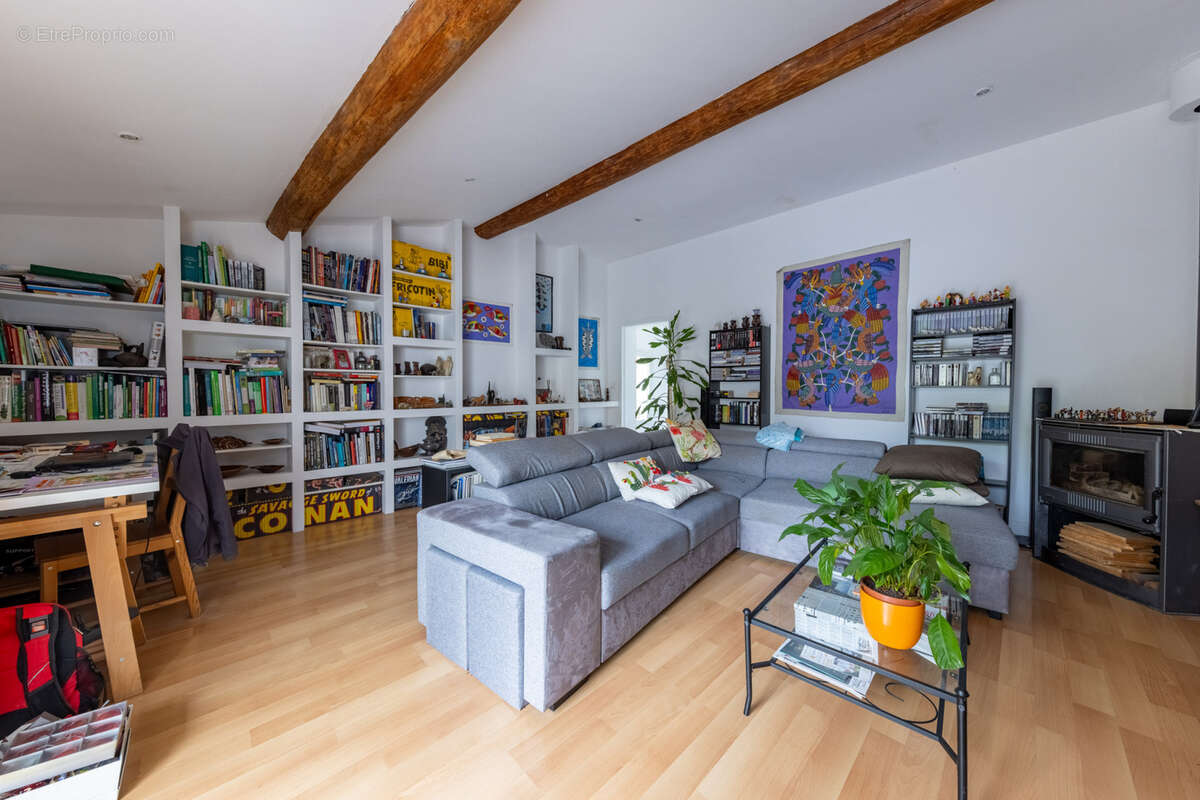 Maison à LUNEL-VIEL