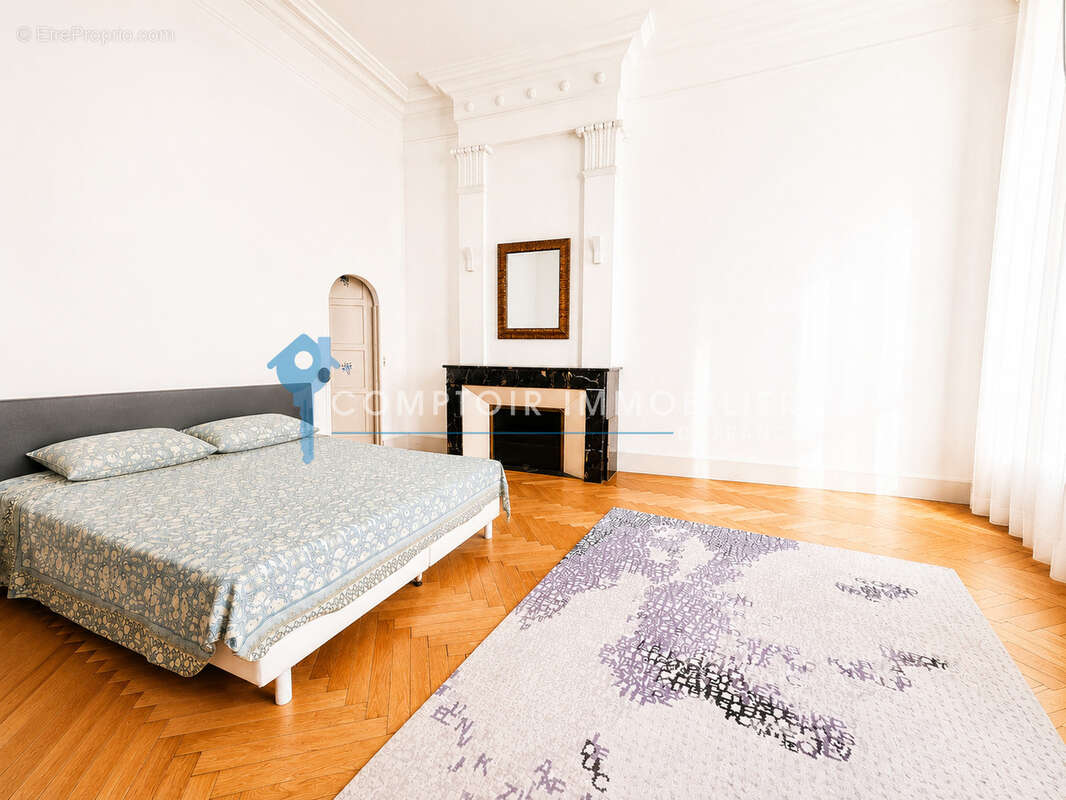Dépt Hérault (34), à vendre MONTPELLIER Appartement T5 de 160m2 - 2 caves. - photo 2