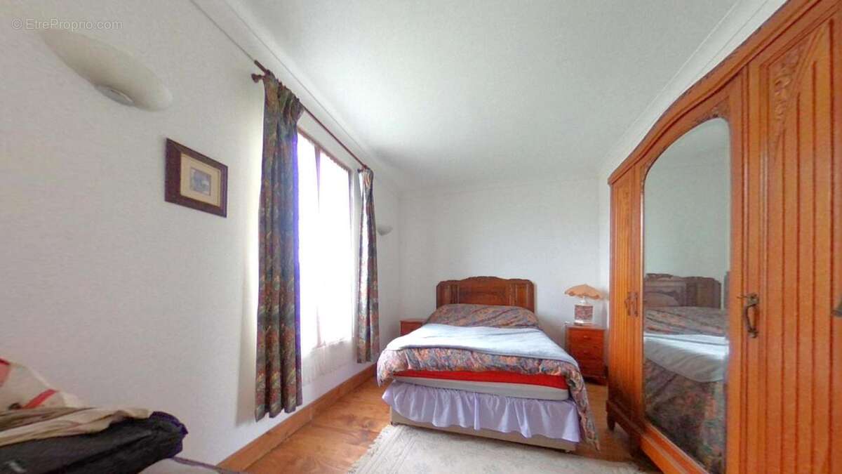 Maison à MIRAUMONT