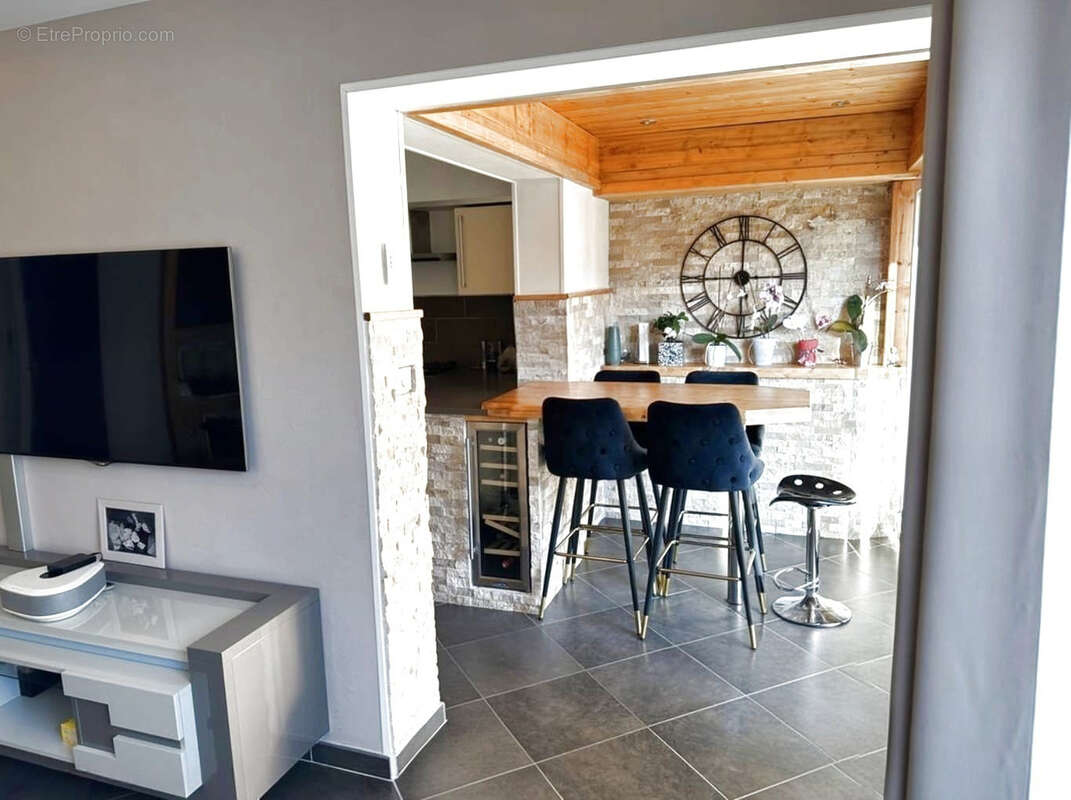 Appartement à SAINT-PIERRE-EN-FAUCIGNY