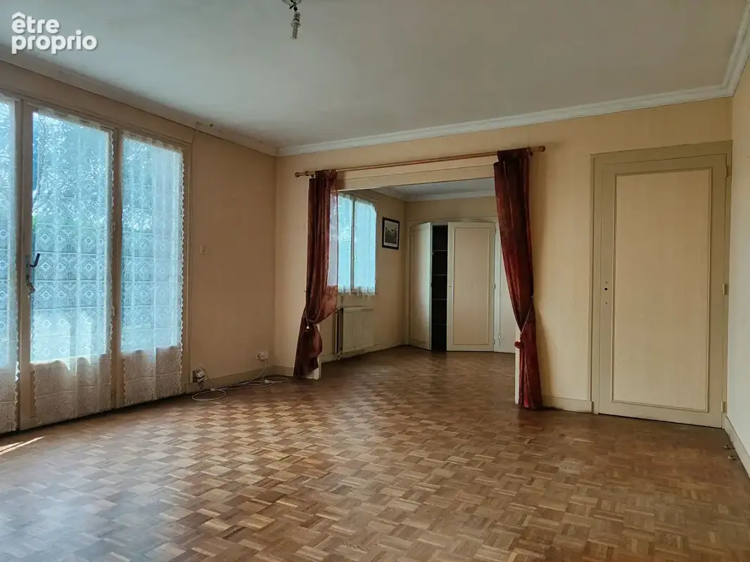 Maison Beaumont Saint Cyr 4 pièce(s) 133.10 m2 - photo 3