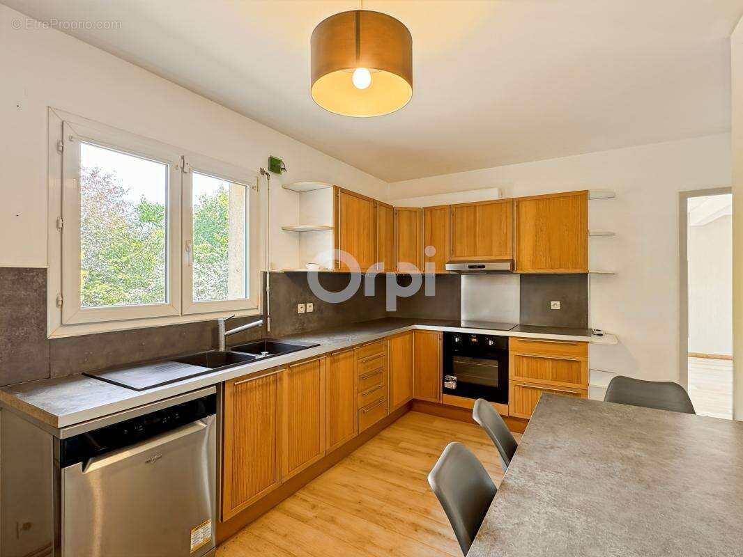 Maison familiale dans le secteur recherché de Saint Michel à Evreux - photo 5