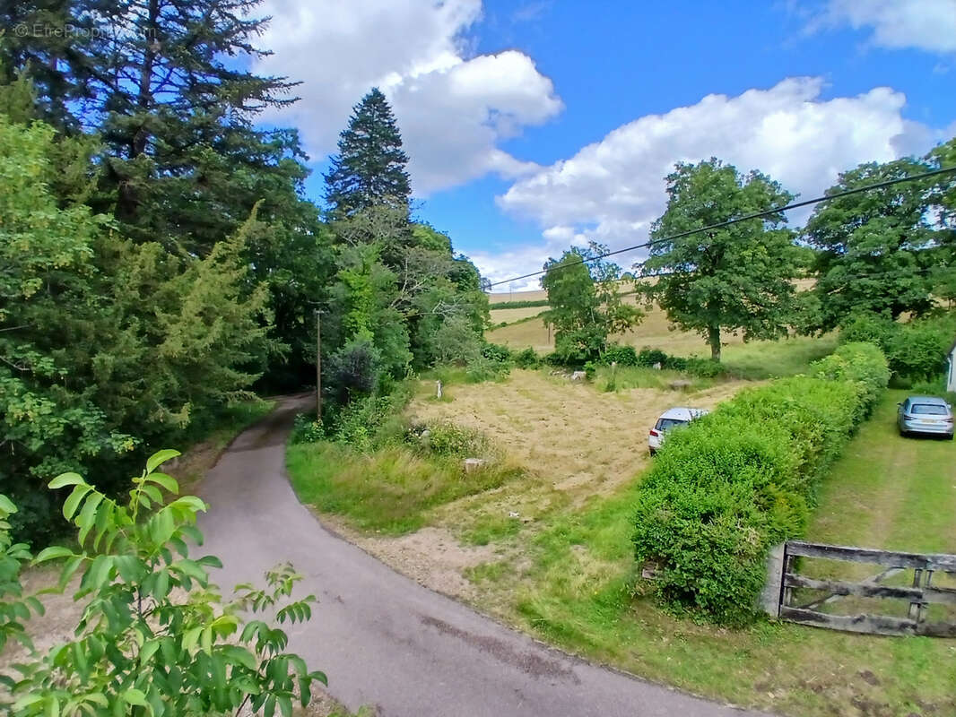 Exclusivité , maison de famille avec des grandes dépendances, entre Le Lac de Crescent et Lormes, Morvan à moi - photo 12