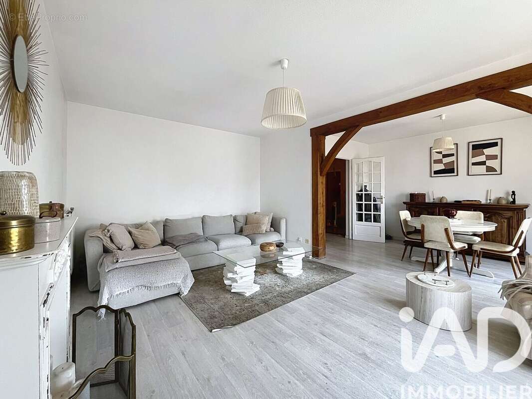 Photo 3 - Appartement à VILLEURBANNE