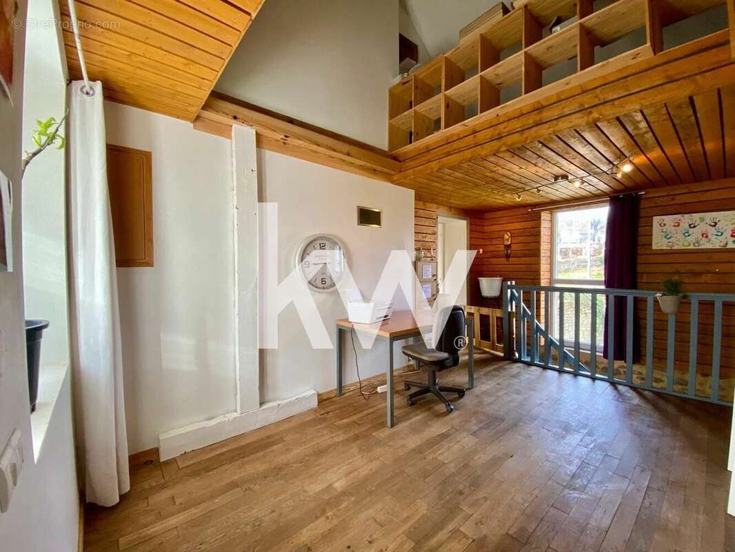 Maison à SAINT-VAURY