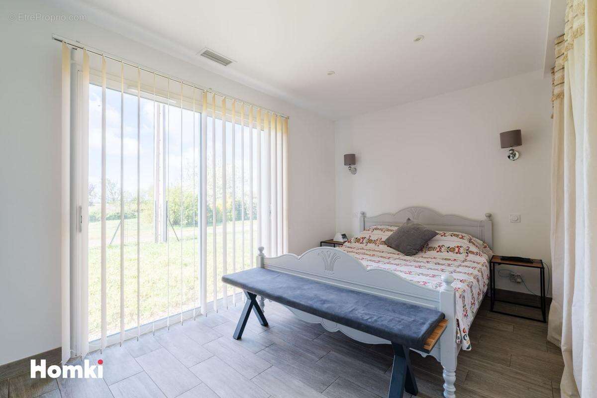 Maison/Villa T4 de 125 m2 à Carbonne 31390 - photo 10