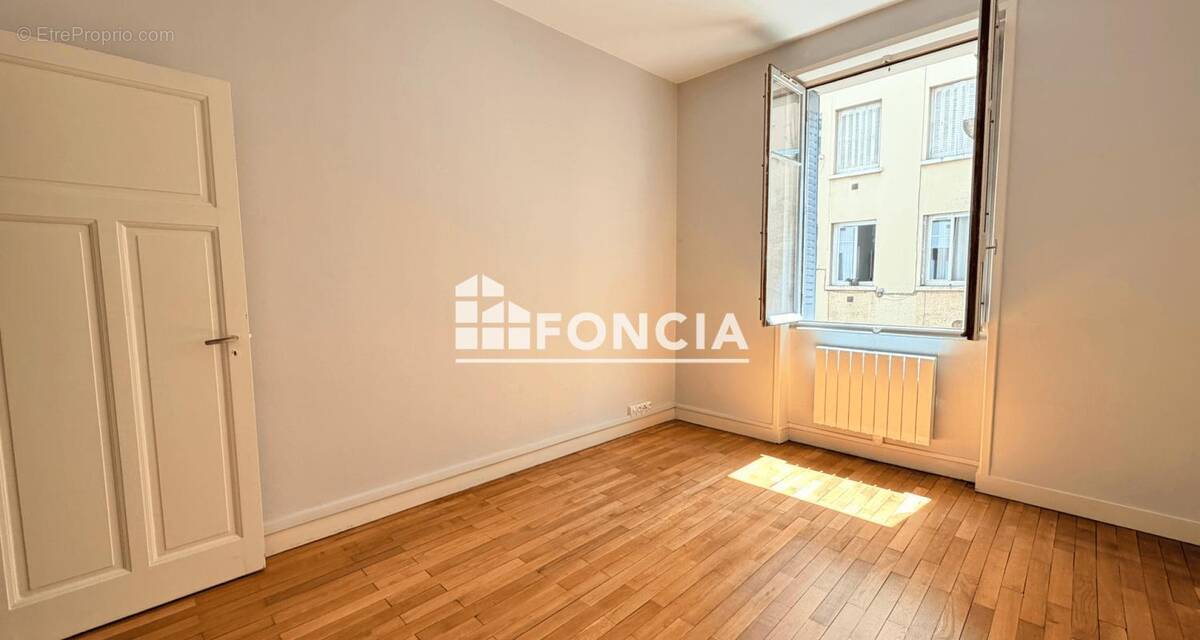 Appartement à LYON-6E