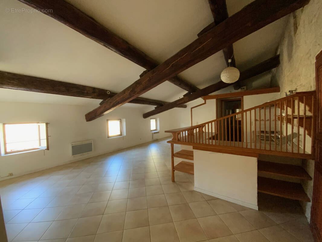 Appartement à UZES
